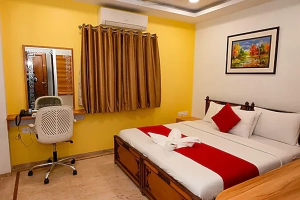 hotel in andheri east, mumbai for couples - hotel benzy palace
