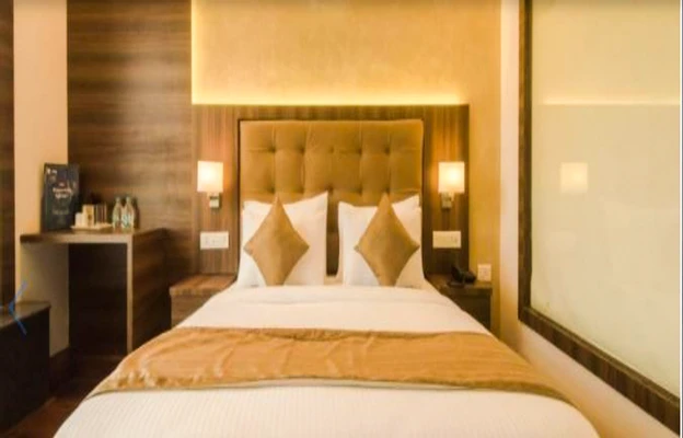 best 5 star hotels in hotel bkc inn mumbai