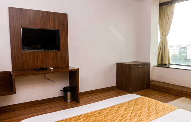 hotels for unmarried couples in hotel bkc inn mumbai