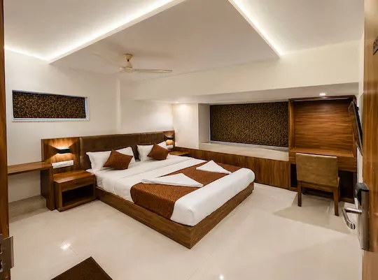 corporate hotels in hotel blackburn mumbai