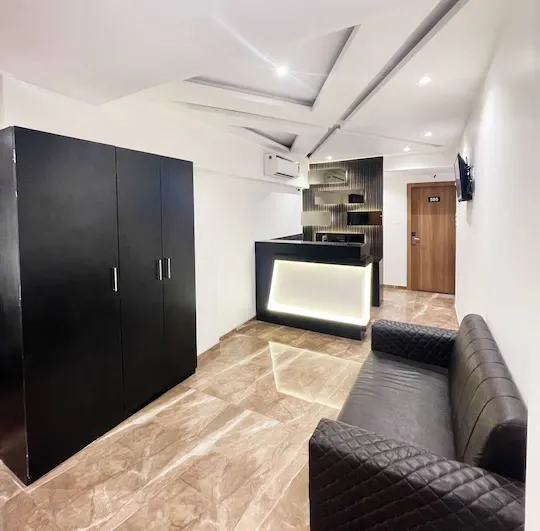 day stay hotels in hotel blackburn mumbai