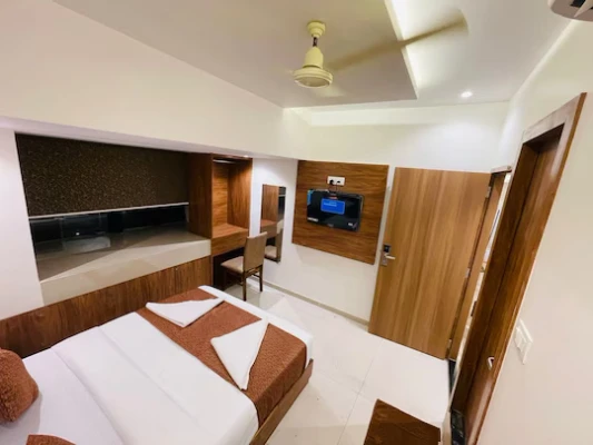 hotels for few hours in hotel blackburn mumbai