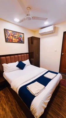 cheap hotels in hotel blue wellingten andheri west mumbai