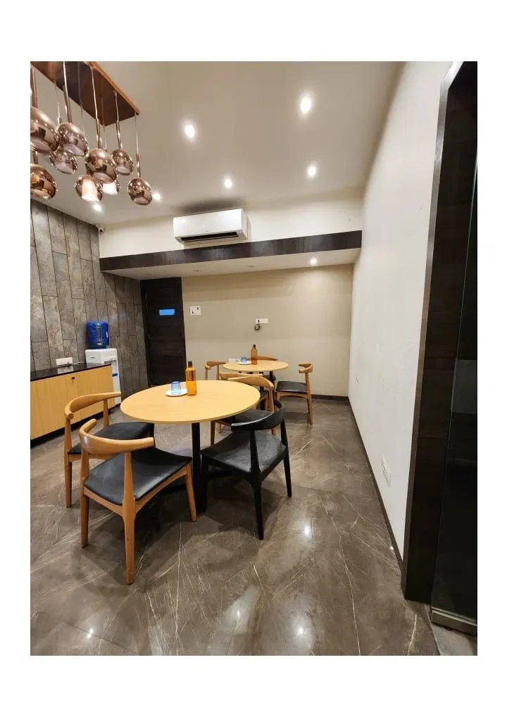 hotel with swimming pool in byculla, mumbai - hotel city avenue