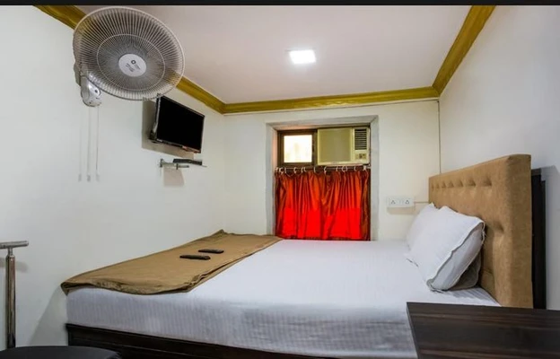 hotels for unmarried couples in hotel city inn mumbai