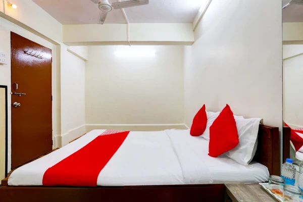 best early check in hotels in hotel classic guest house mumbai
