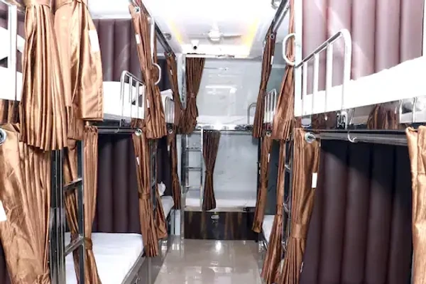 hotel with party hall in malad east, mumbai - hotel comfy inn malad