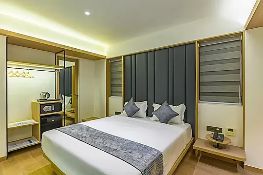 five star hotels in hotel eden serenity mumbai