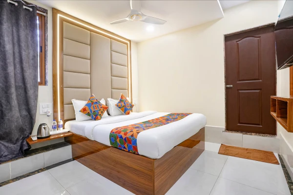 unmarried couple friendly hotels in hotel eldoria palace mumbai