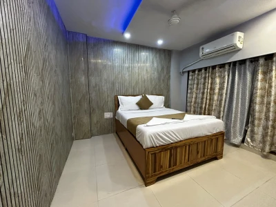 hotel with bar in andheri west, mumbai - hotel flora inn