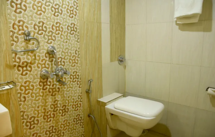 budget hotels in hotel galaxy comforts mumbai