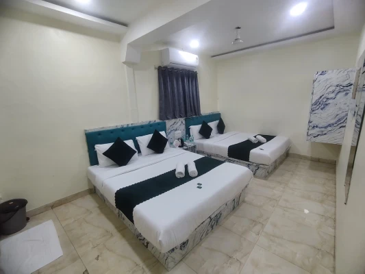 hotel in masjid bunder, mumbai for couples - hotel glow star