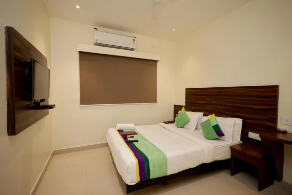 jacuzzi hotel in andheri east, mumbai - hotel golden tulipz