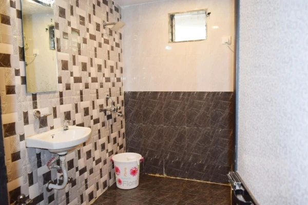 cheap hotels in hotel grand palace inn mumbai