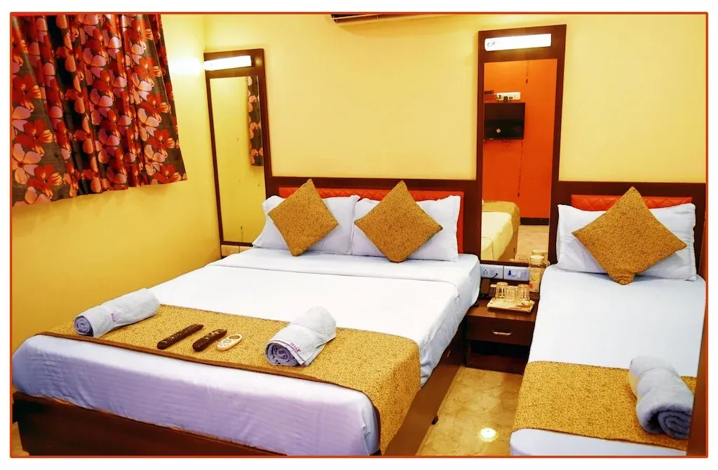 best luxury hotel in hotel grand palace inn mumbai