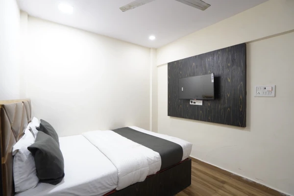couple hotels in hotel  grand residency mumbai