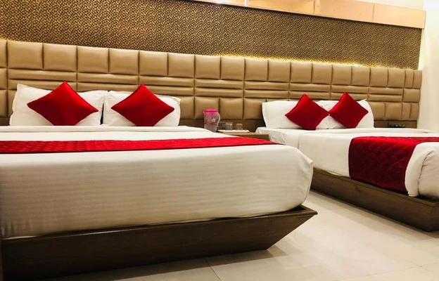 couple friendly hotels in hotel guest inn residency mumbai