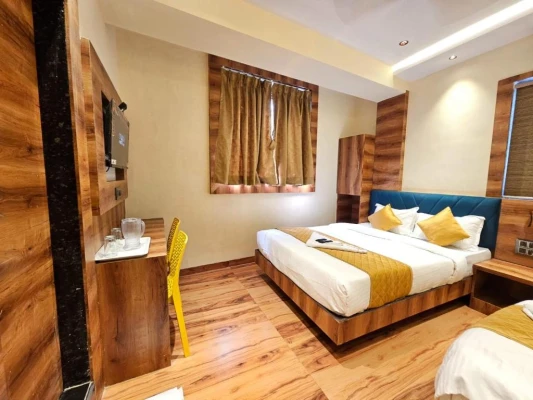 hotel with free parking in masjid bunder, mumbai - hotel imperial suite
