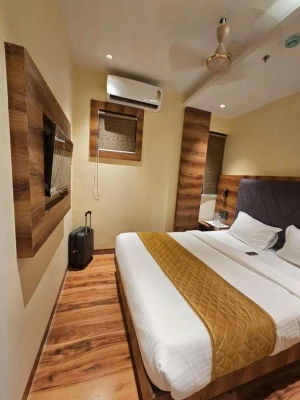 jacuzzi hotel in masjid bunder, mumbai - hotel imperial suite