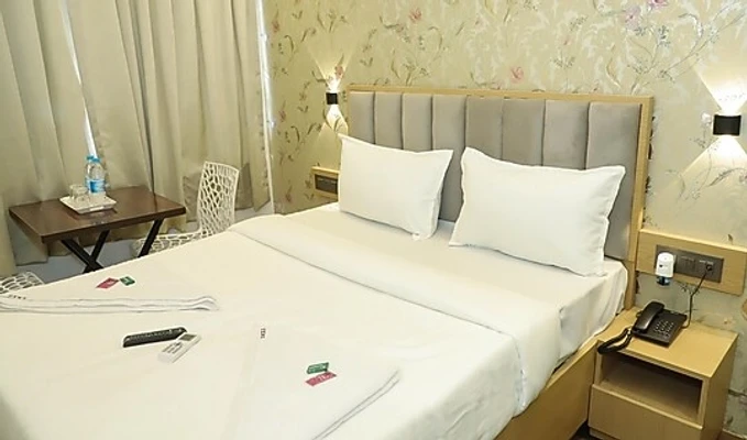 hotel in dombivali, mumbai for family - hotel iris inn