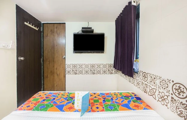 hotels for couple in hotel kalpana residency mumbai