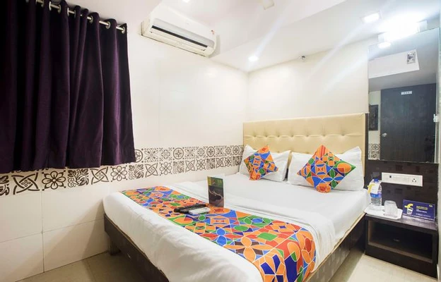 hotels for unmarried couples in hotel kalpana residency mumbai