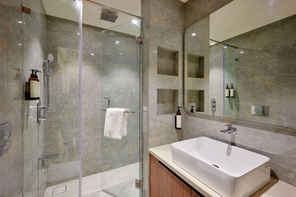 hotel with gym in lallubhai park road, mumbai - hotel karl residency