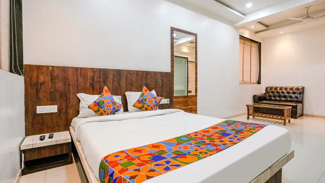 business travel hotels in hotel krishna inn mumbai
