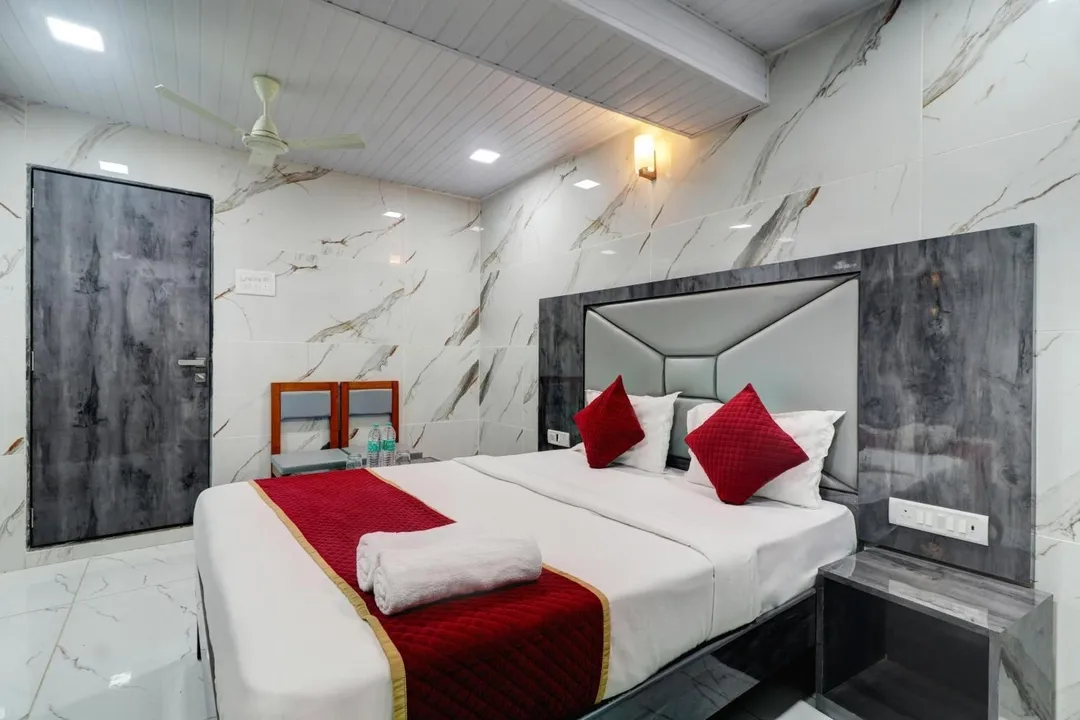 business hotels in hotel lake site mumbai