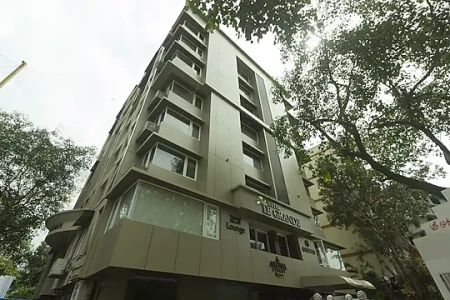 hotel with free parking in andheri, mumbai - hotel le grande