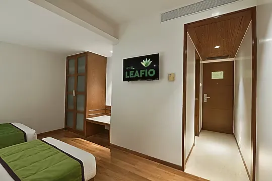 hotel with free parking in andheri east, mumbai - hotel leafio marigold