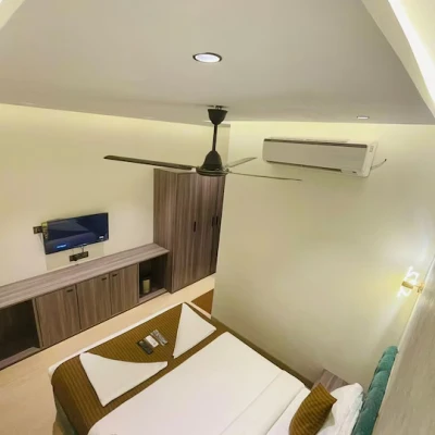 corporate offsite hotels in hotel lime wood mumbai