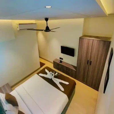 best luxury hotels in hotel lime wood mumbai