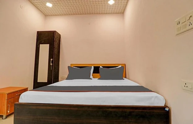 hourly stay in hotel limewood mumbai