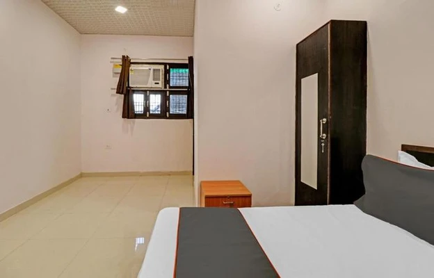 couple hotels in hotel limewood mumbai