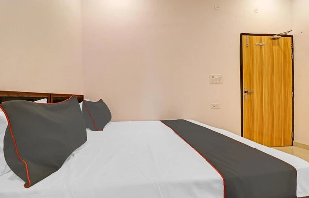 couple friendly hotels in hotel limewood mumbai