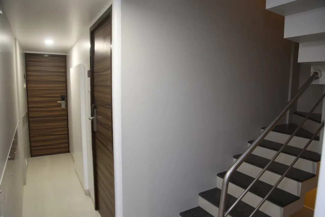 business hotels in hotel lucky galaxy mumbai