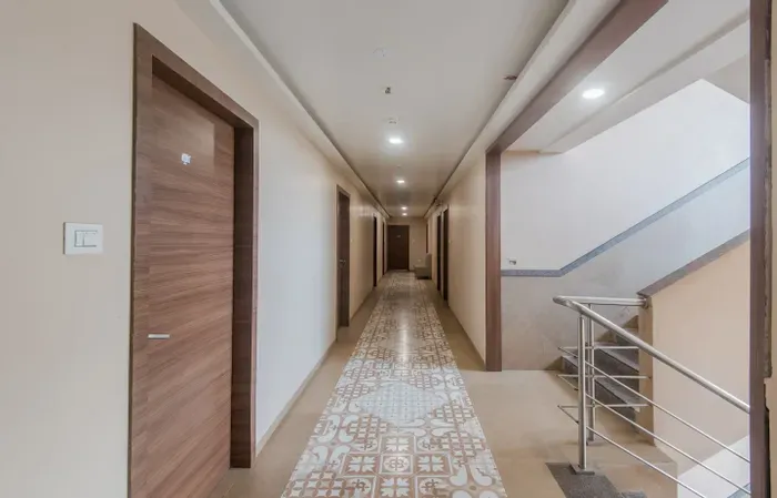 budget hotels in hotel mahadev residency mumbai