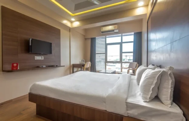 luxury hotels in hotel mahadev residency mumbai