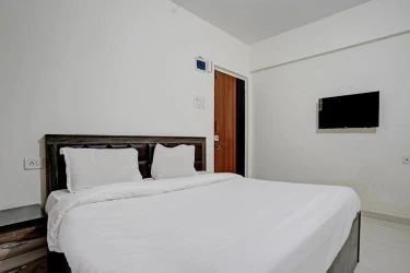 best luxury hotels in hotel maharaja mumbai
