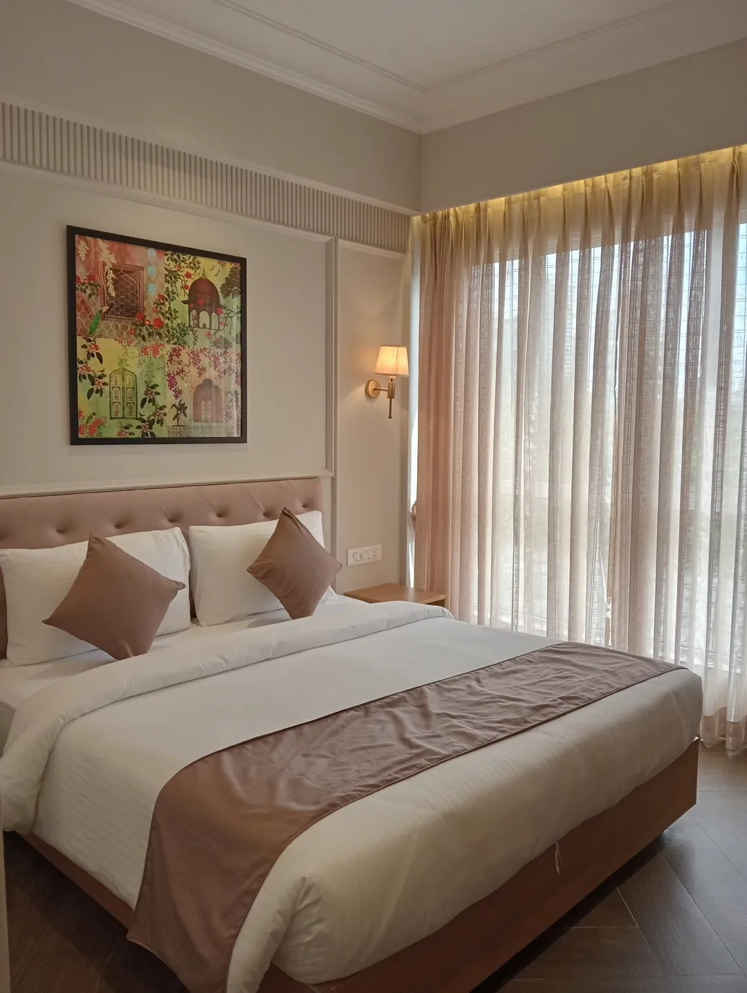 hotel with party hall in malad west, mumbai - hotel mumbai house mindspace malad