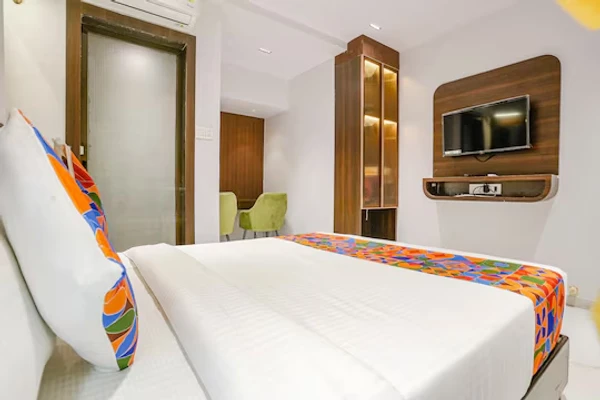 hotel stay in hotel peralz borivali mumbai