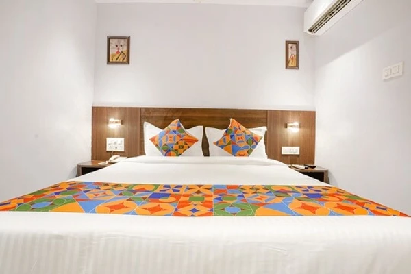 night stay hotels in hotel peralz borivali mumbai