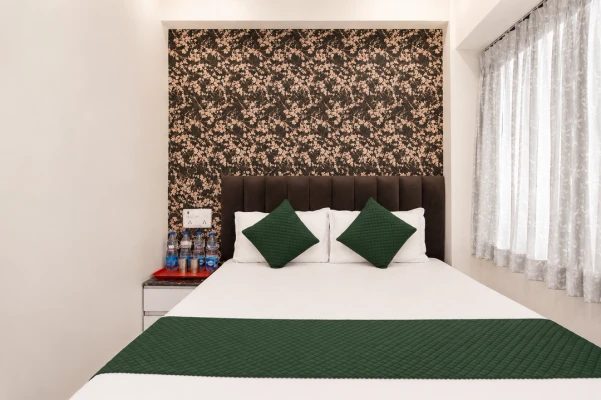 best hotels for couple in hotel platinum dahisar mumbai