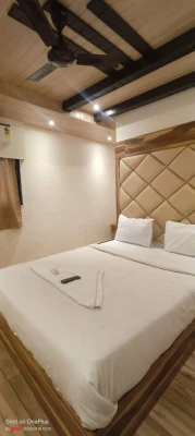 star hotels in hotel plaza inn mumbai