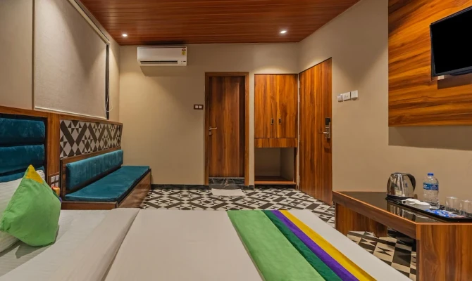 jacuzzi hotel in andheri east, mumbai - hotel prince