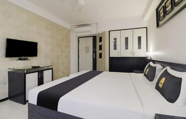 tourist hotels in hotel quaint suites mumbai