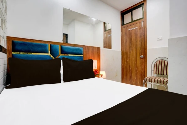 best hotels in hotel radha palace guest house mumbai