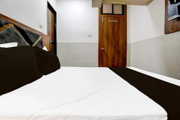 hourly stay hotels in hotel radha palace guest house mumbai