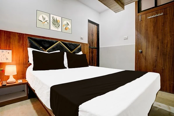 group holiday hotels in hotel radha palace guest house mumbai